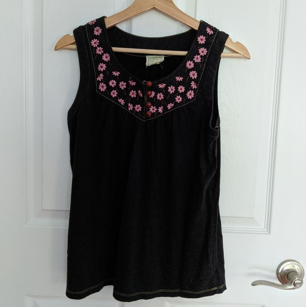 Little Yellow Button Embroidery Cotton Tank Top